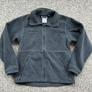 Boys Columbia fleece jacket size 10/12.